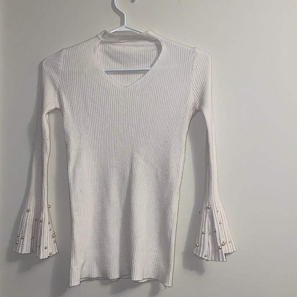 Elegant bell sleeves fitted sweater with pearls accent